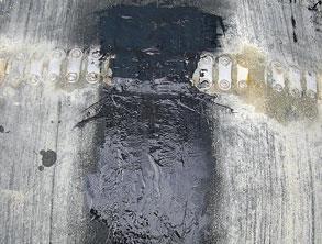 用贝尔佐纳 (Belzona) 橡胶修复液修复了损伤处 用贝尔佐纳 (Belzona) 橡胶修复液修复了损伤处