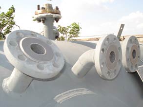 用贝尔佐纳 (Belzona) 1111(超级金属)修复的法兰面 用贝尔佐纳 (Belzona) 1111(超级金属)修复的法兰面